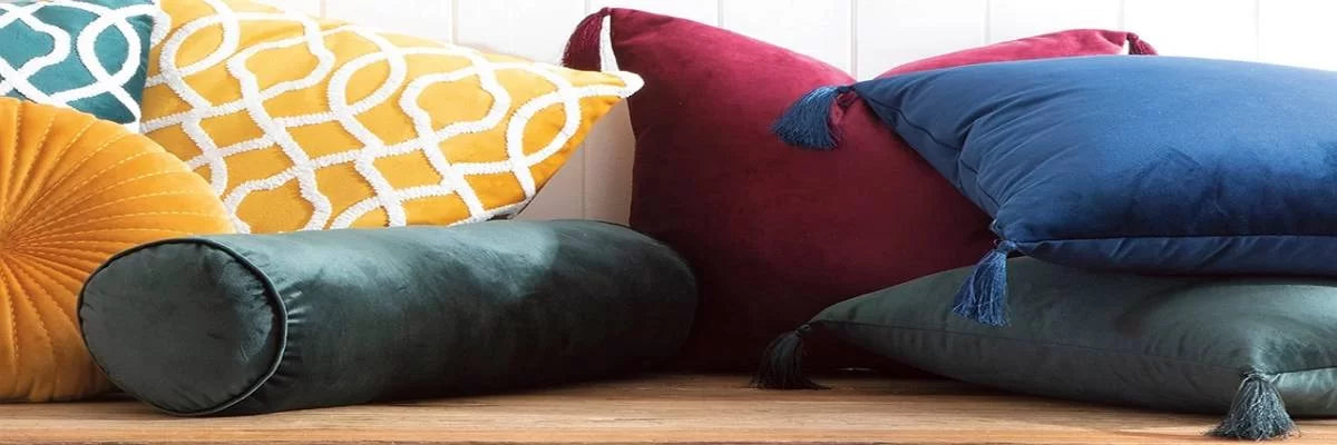 Cushions & Pillows