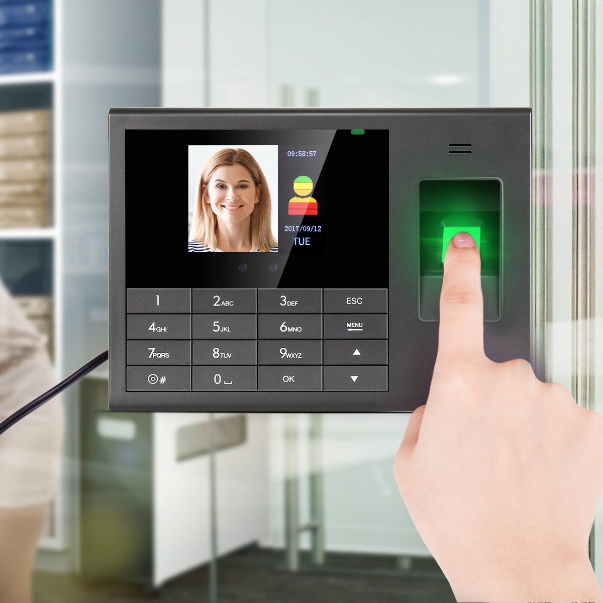 Deli-E3765 Face Recognition Attendance Machine